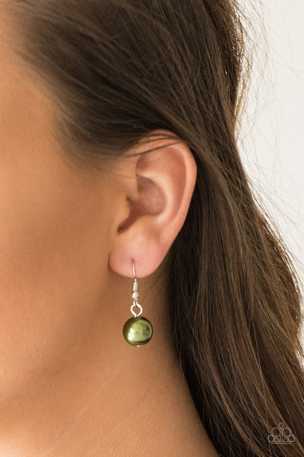 Paparazzi All About Me - Green Necklace