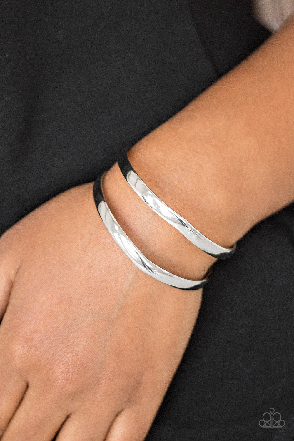 Paparazzi Palm Trees and Pyramids - Silver Bracelet