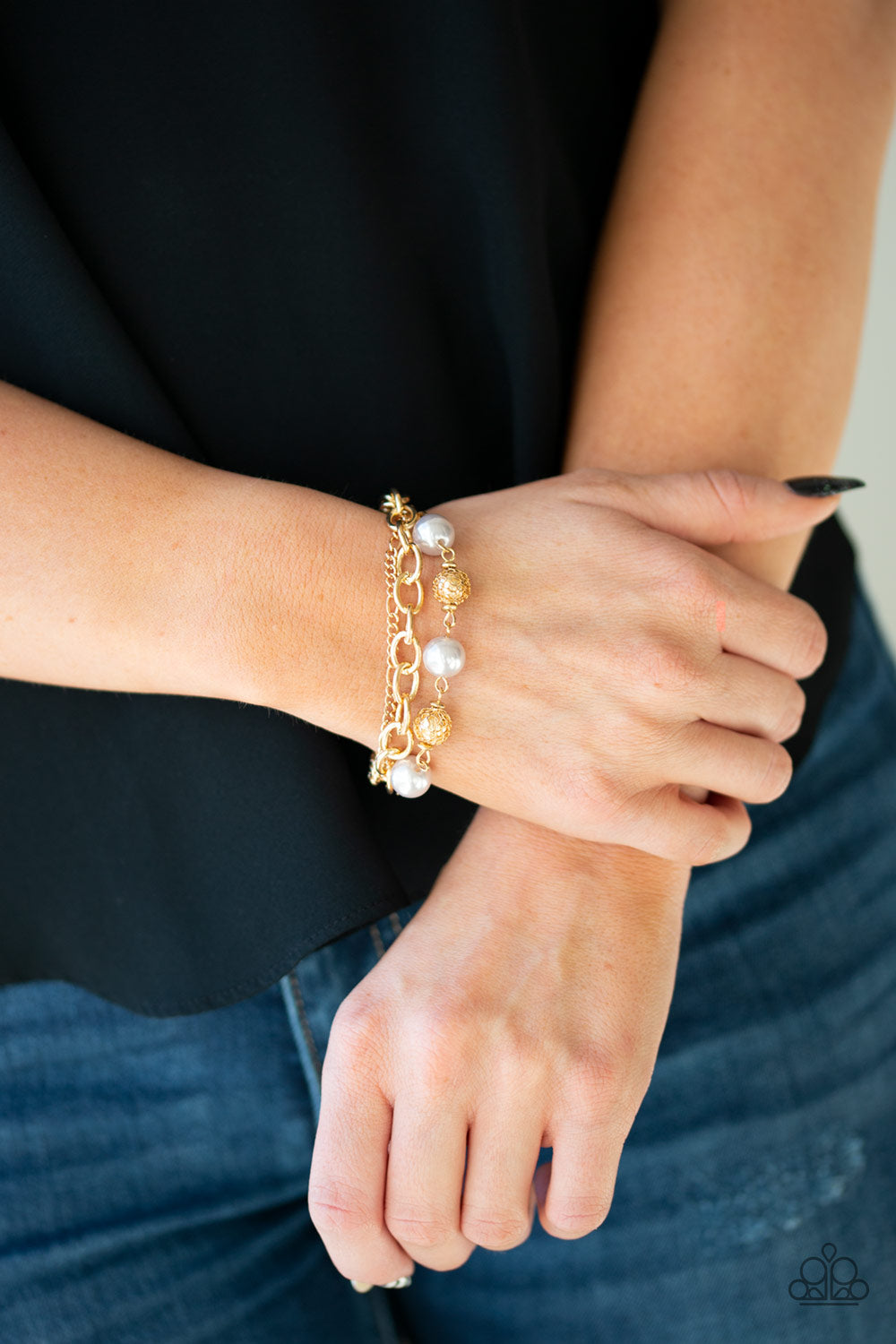 Paparazzi Vintage Variety - Gold Bracelet