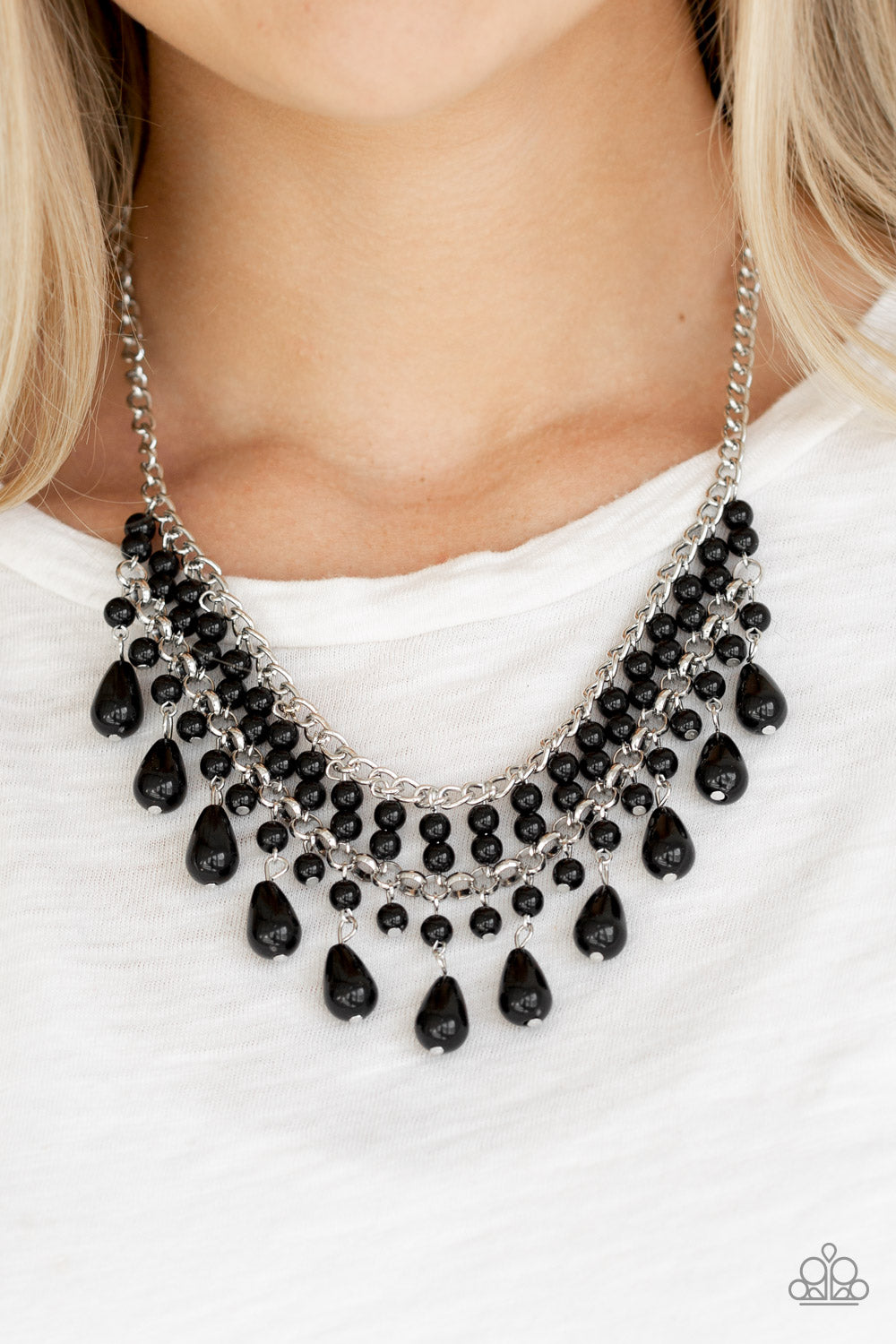 The Guest List - Black Necklace