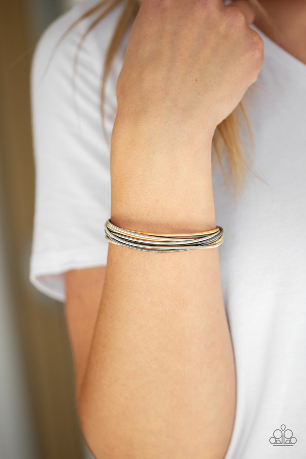 Paparazzi Mainstream Maverick - Multi Bracelet