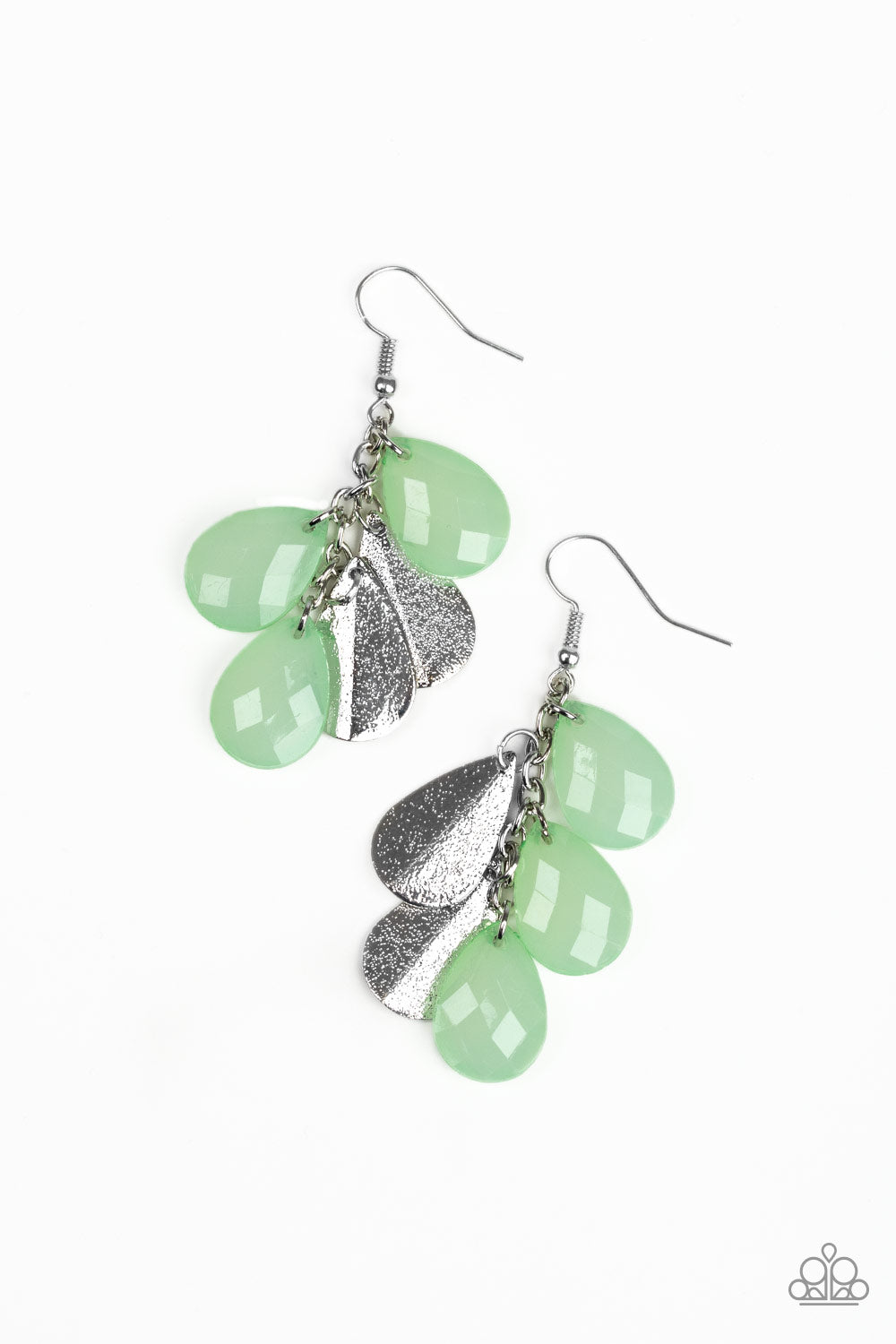 Seaside Stunner - Green Earrings