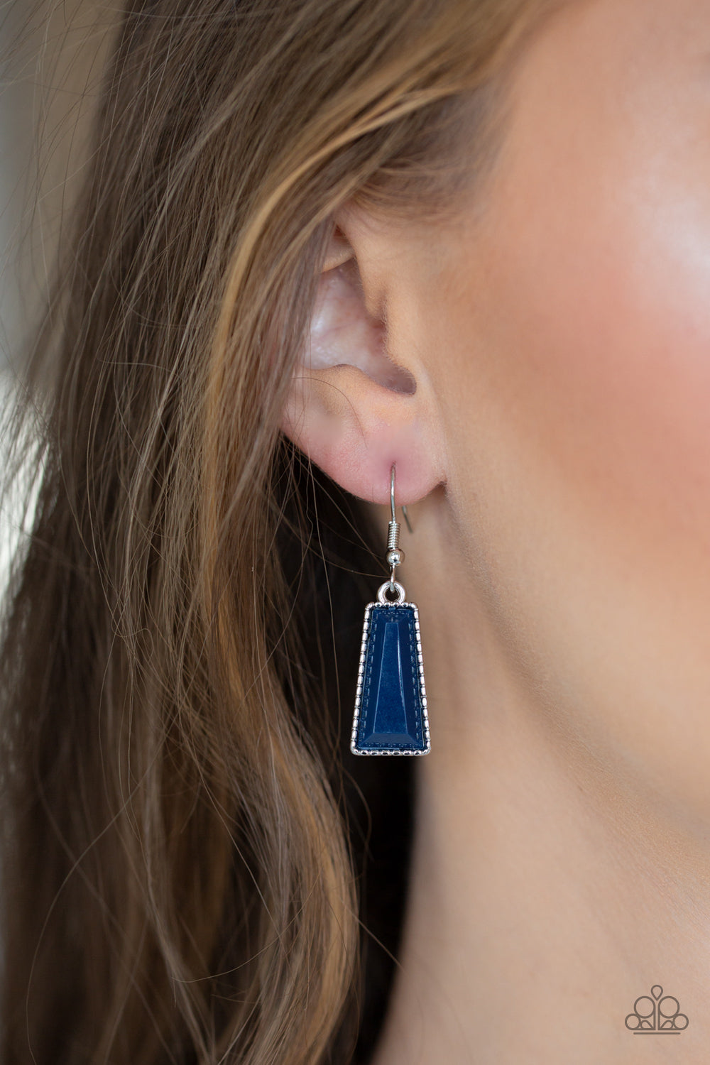 Glamour Goddess - Blue Necklace