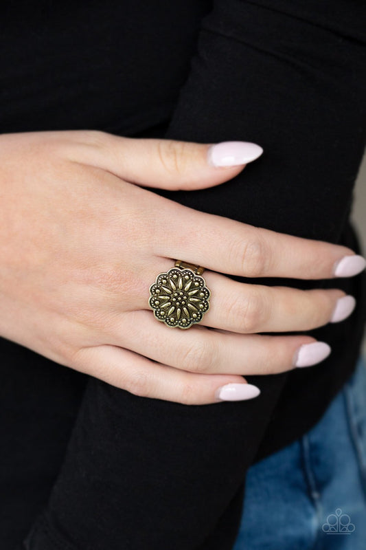 Paparazzi Desert Sunflower - Brass Ring