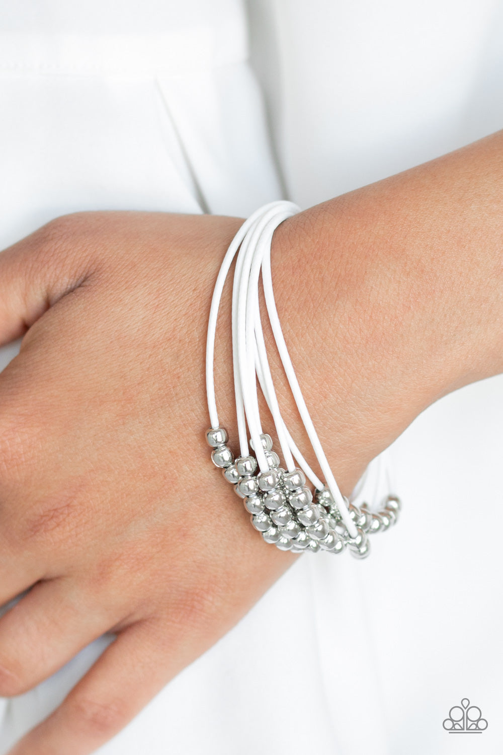 Paparazzi Mega Magnetic - White Bracelet