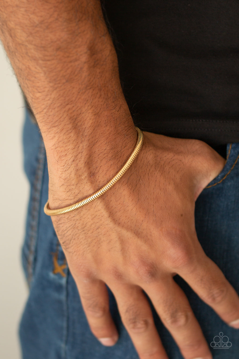 Paparazzi Winning - Gold Bracelet