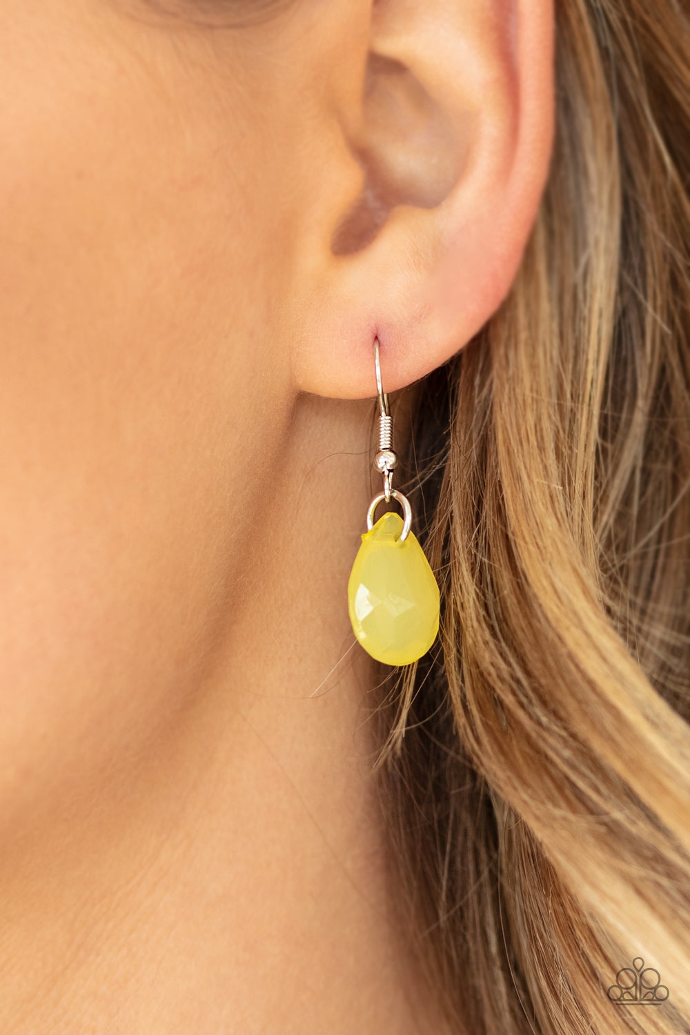 Paparazzi Rio Rainfall - Yellow Necklace