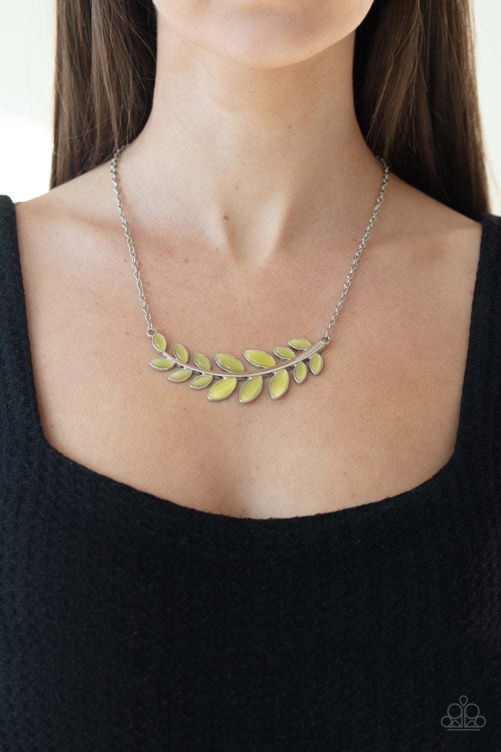Paparazzi Frosted Foliage - Yellow Necklace