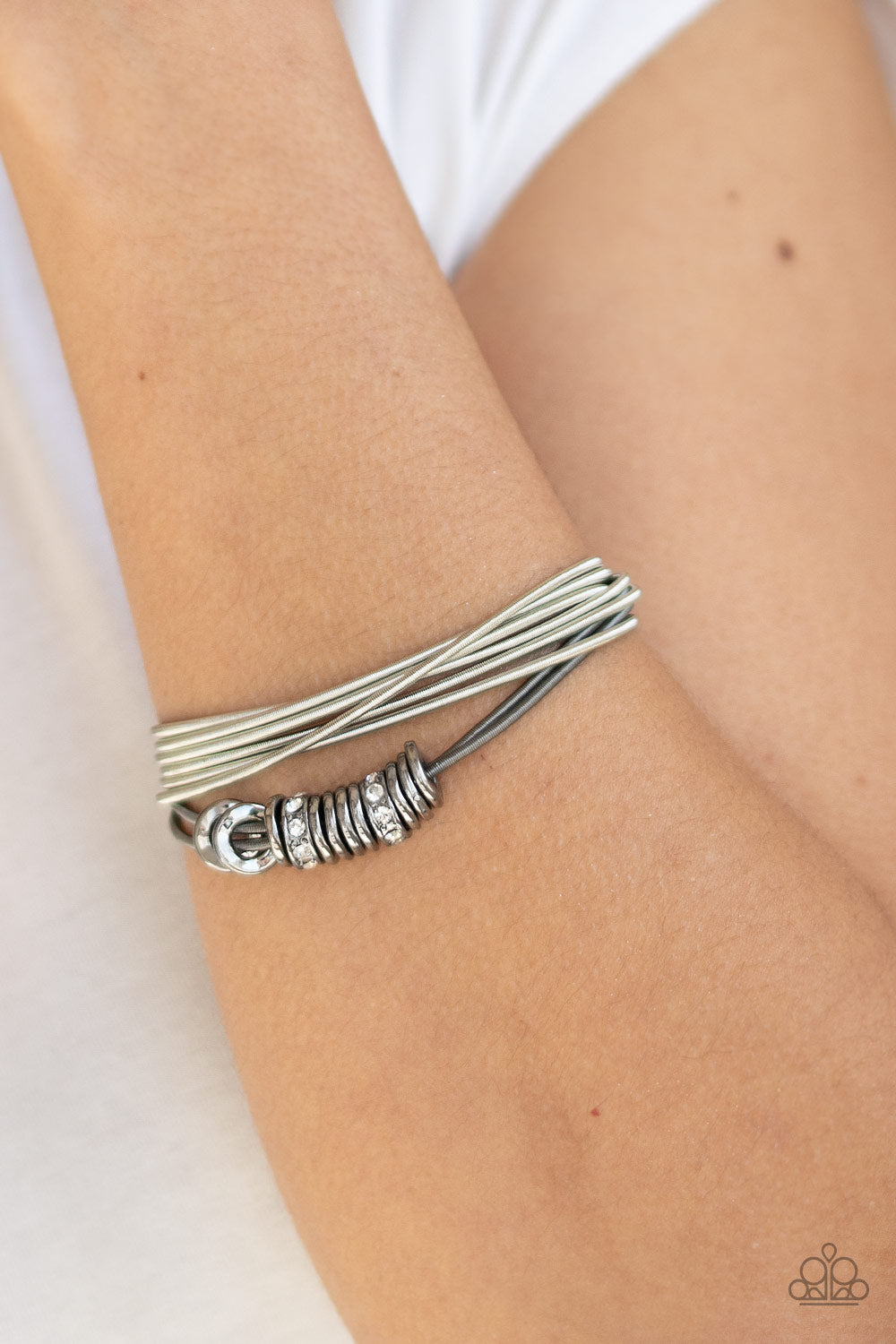 Paparazzi Magnetically Metro - Multi Bracelet