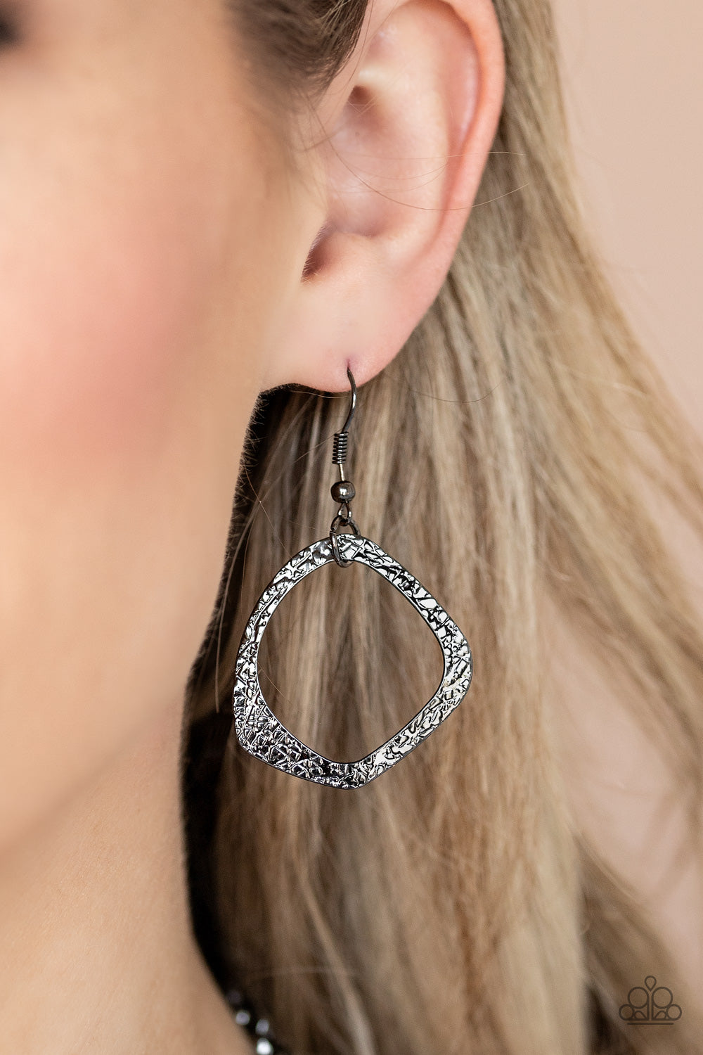 Paparazzi Salvage Yard - Black Necklace