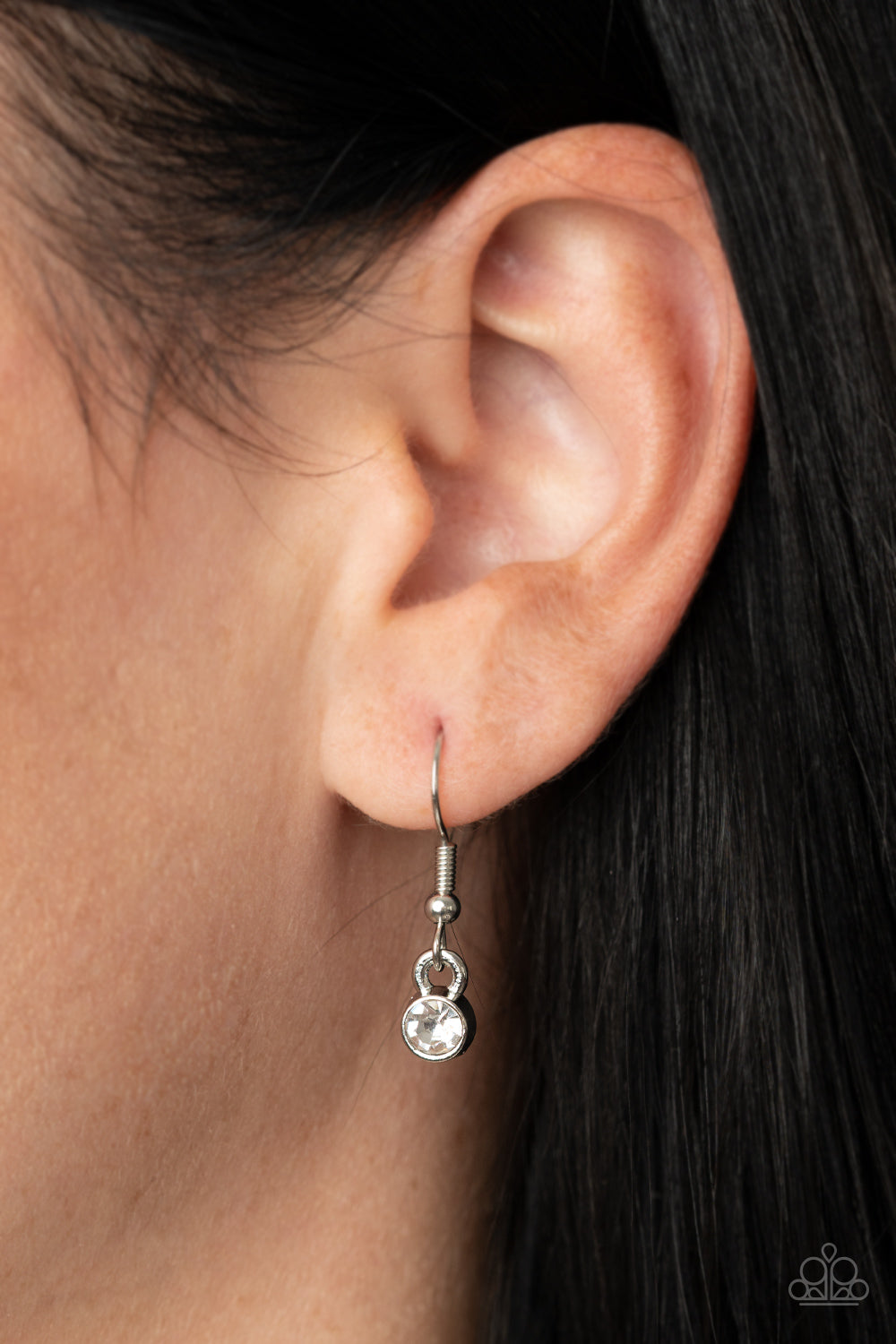 Paparazzi Watch Out For REIGN - Silver Necklace