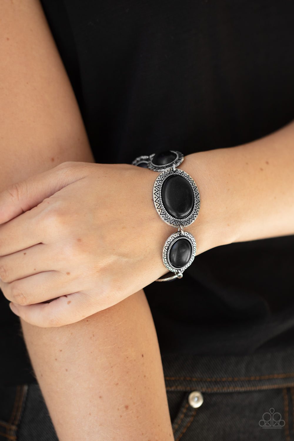 Paparazzi MESA Time Zone - Black Bracelet