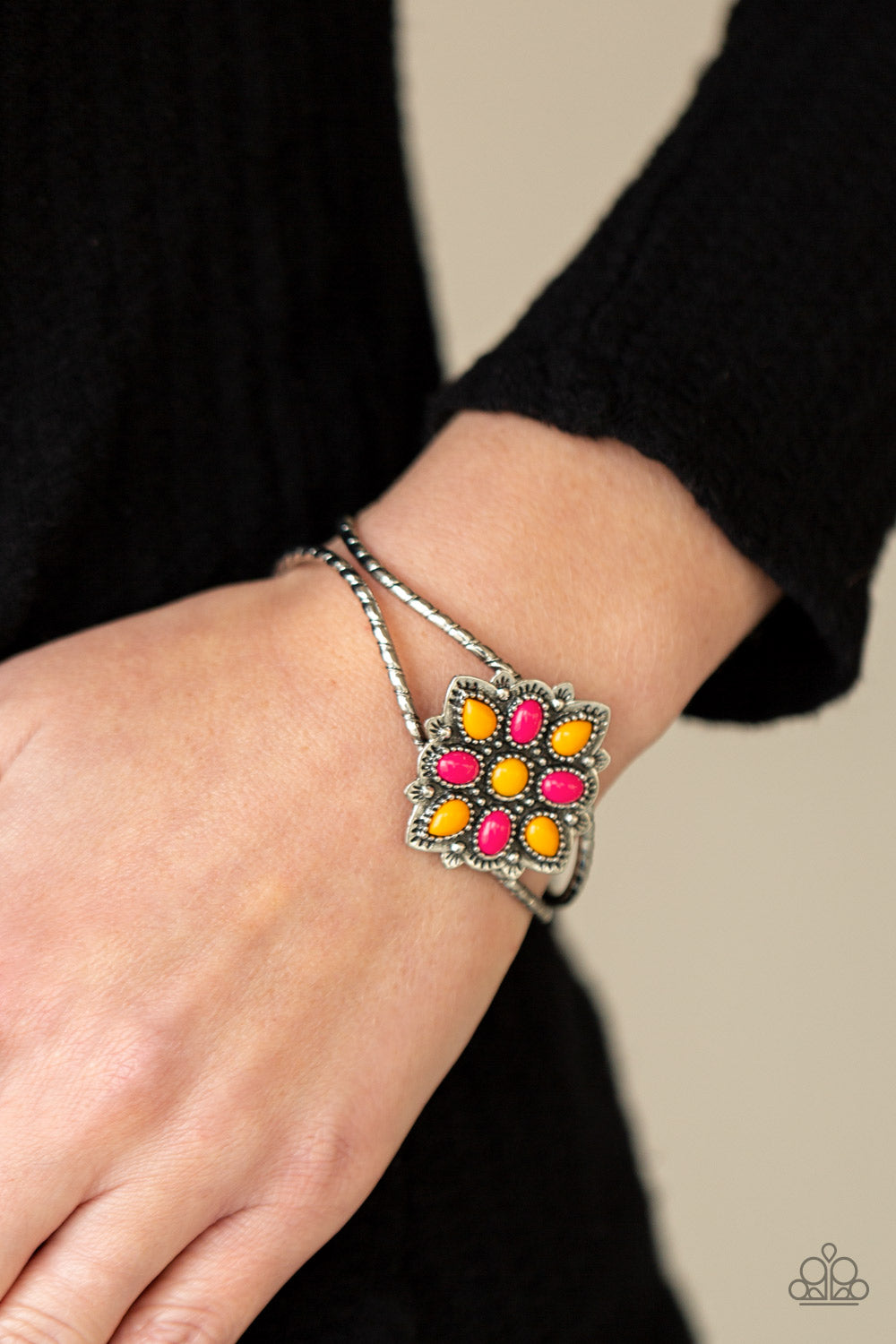 Paparazzi Happily Ever APPLIQUE - Multi Bracelet