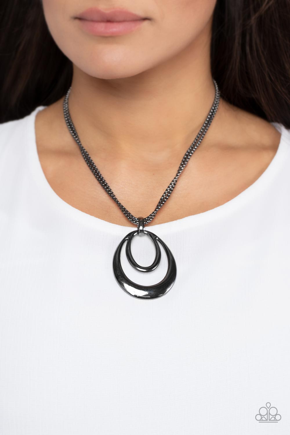 Suburban Storm - Black Necklace