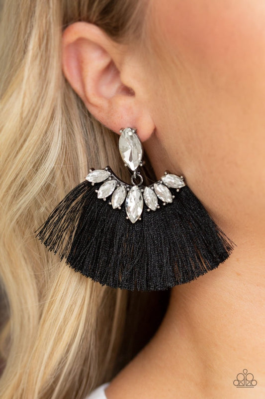 Paparazzi Formal Flair - Black Earrings