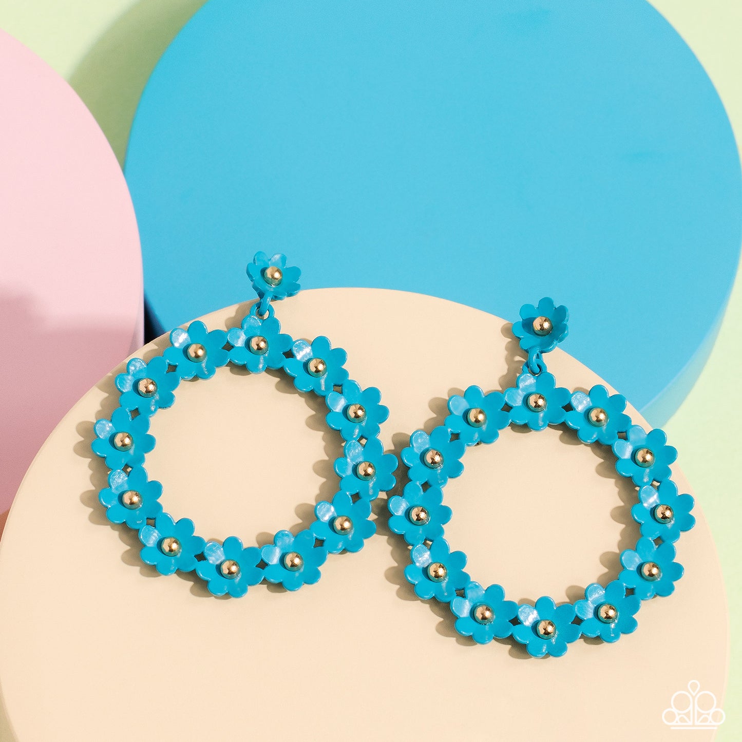 Paparazzi Daisy Meadows - Blue Post Earrings