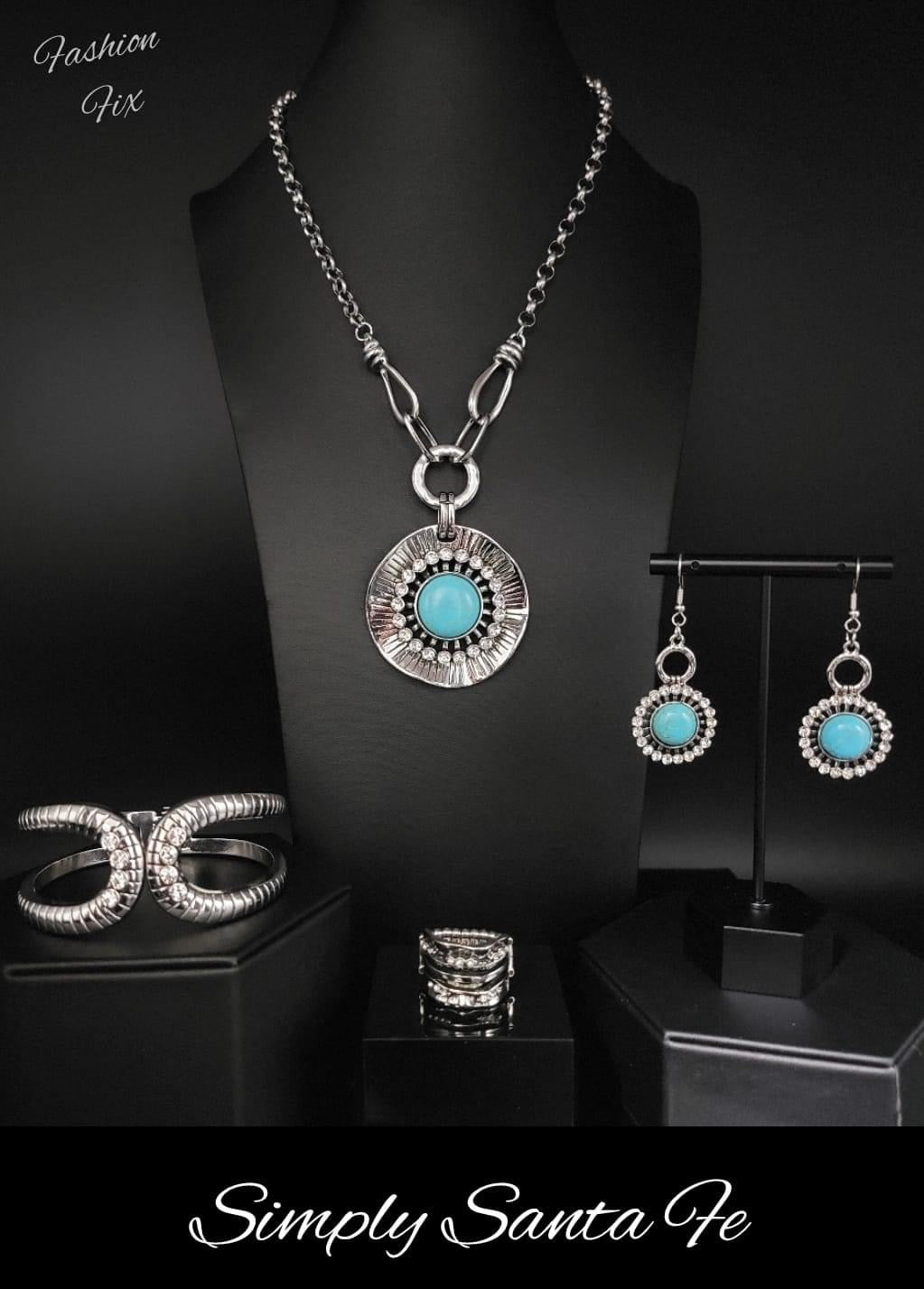 Simply Santa Fe - Complete Trend Blend - July 2022 Fashion Fix