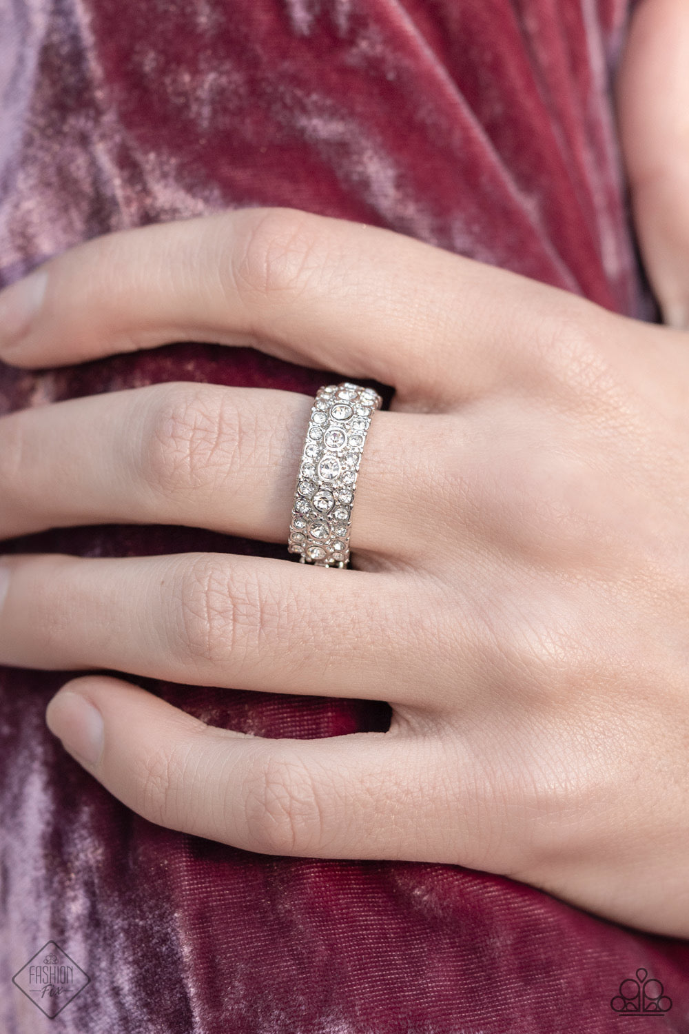 Paparazzi Fiercely 5th Avenue - Complete Trend Blend - February 2022 Fashion Fix