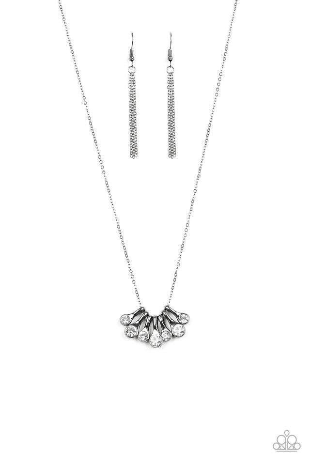 Paparazzi Slide Into Shimmer - Black Necklace