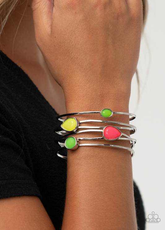 Fashion Frenzy - Multi Bracelet