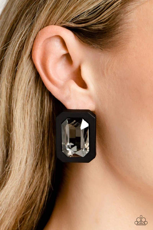 Paparazzi Edgy Emeralds - Black Post Earrings 