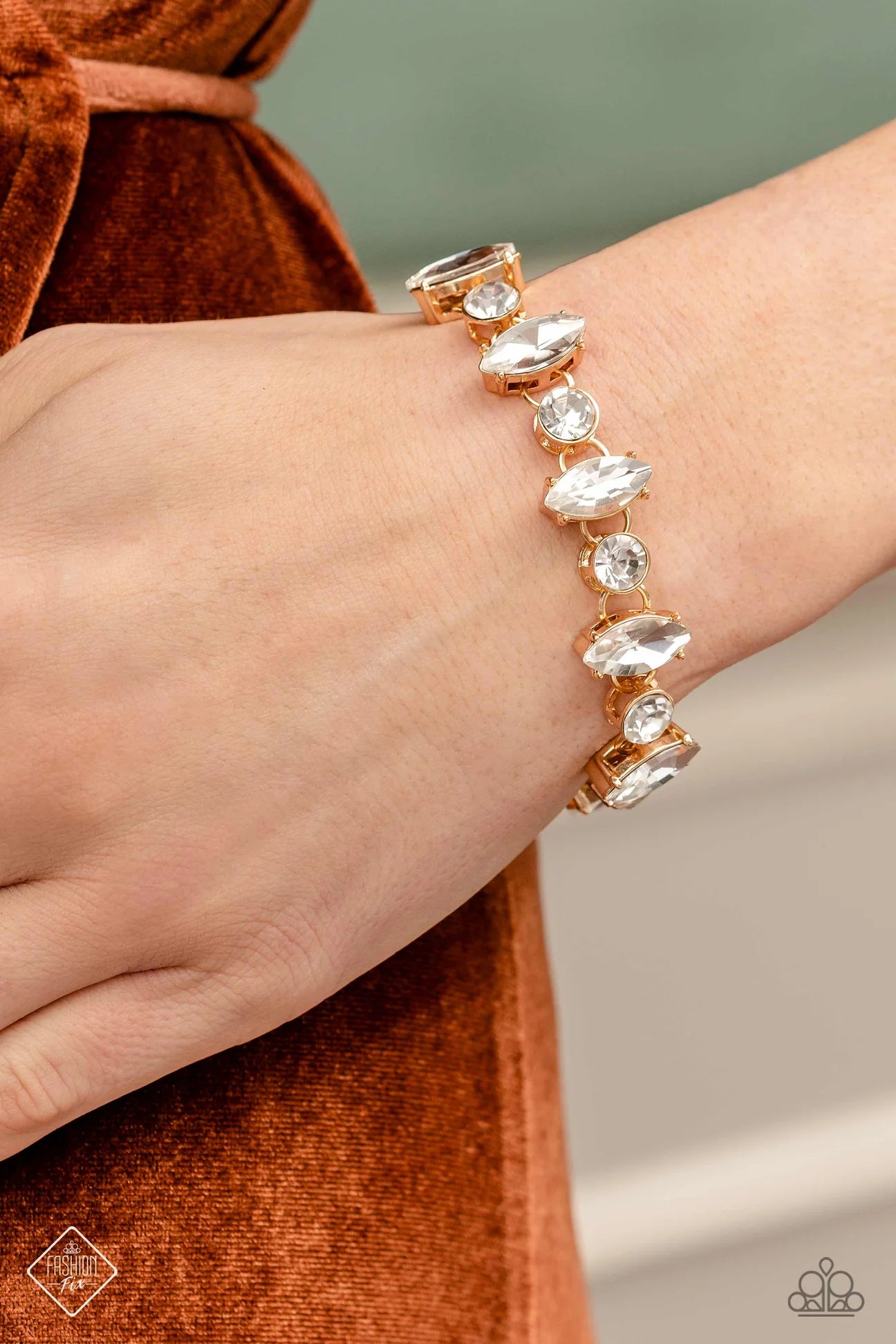 Fiercely Fifth Avenue - Complete Trend Blend - March 2023 Fashion Fix Paparazzi