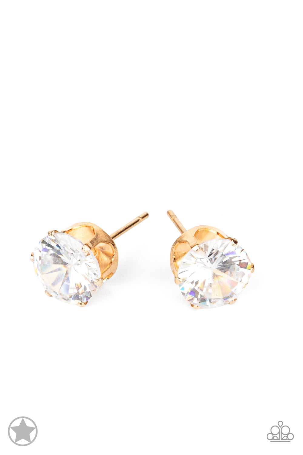 Paparazzi Just In TIMELESS - Gold Blockbuster Post Earrings 