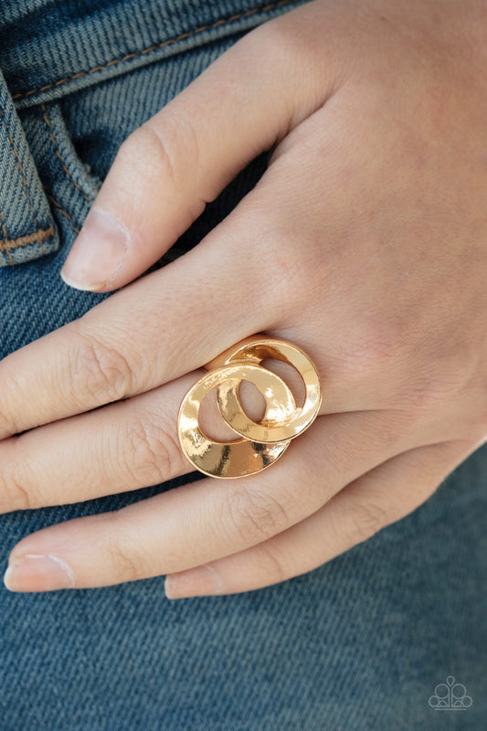 Paparazzi Pro Top Spin - Gold Ring 