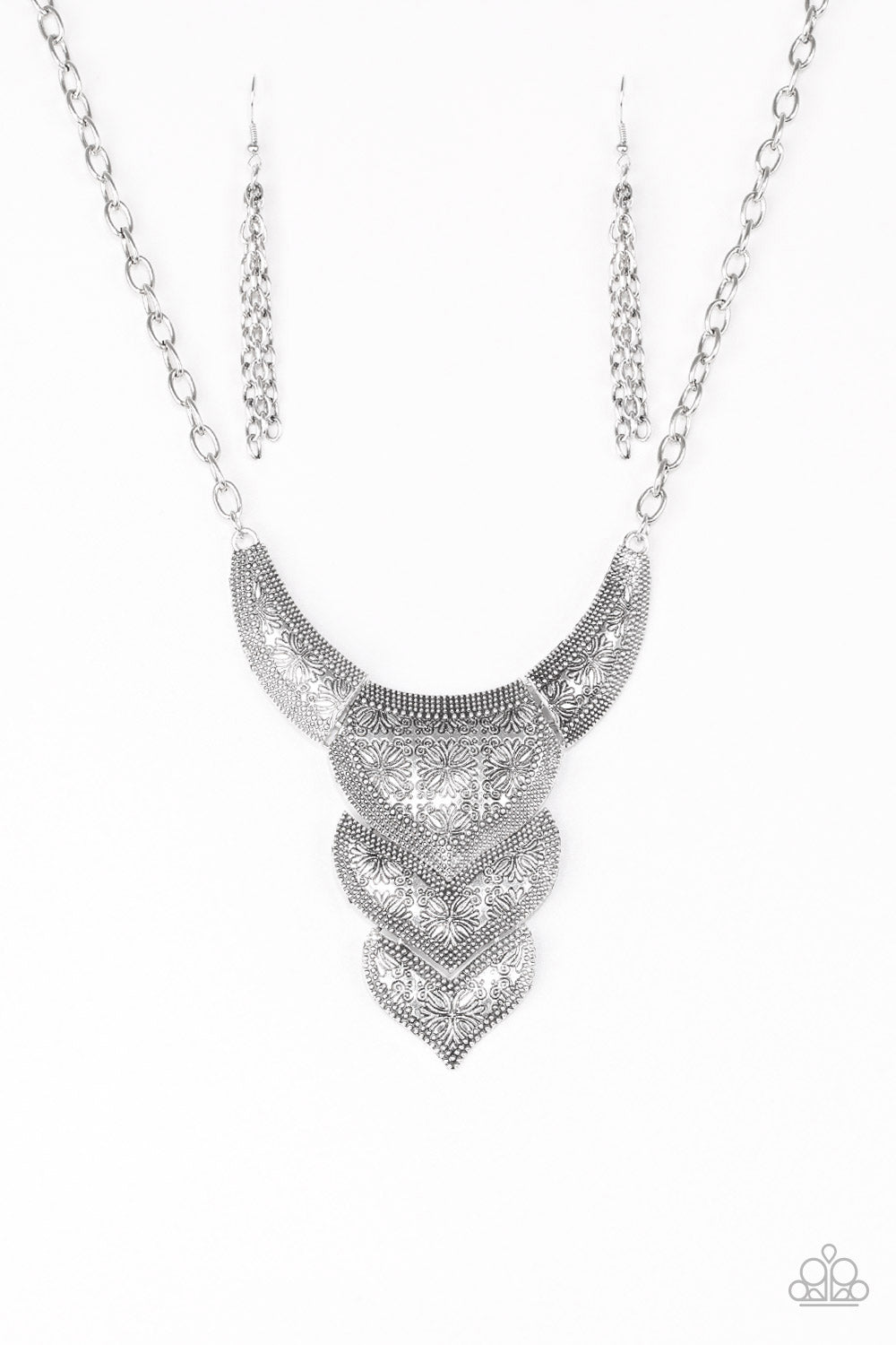 Paparazzi Texas Temptress - Silver Necklace - Kingdom Bling Showroom