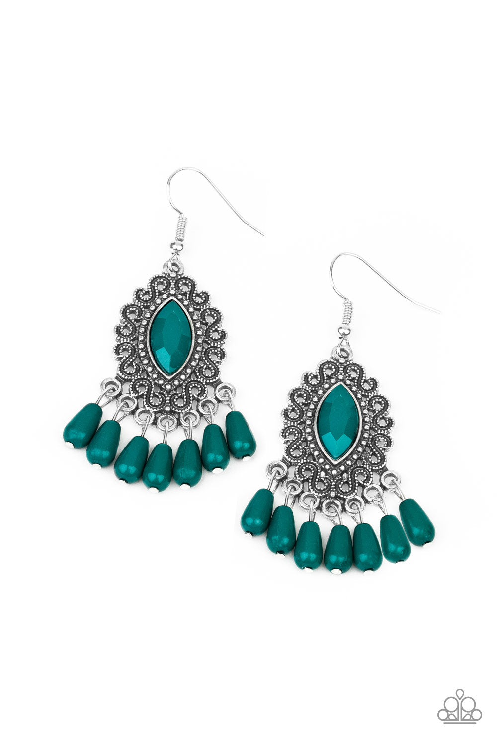 Paparazzi Private Villa - Green Earrings 