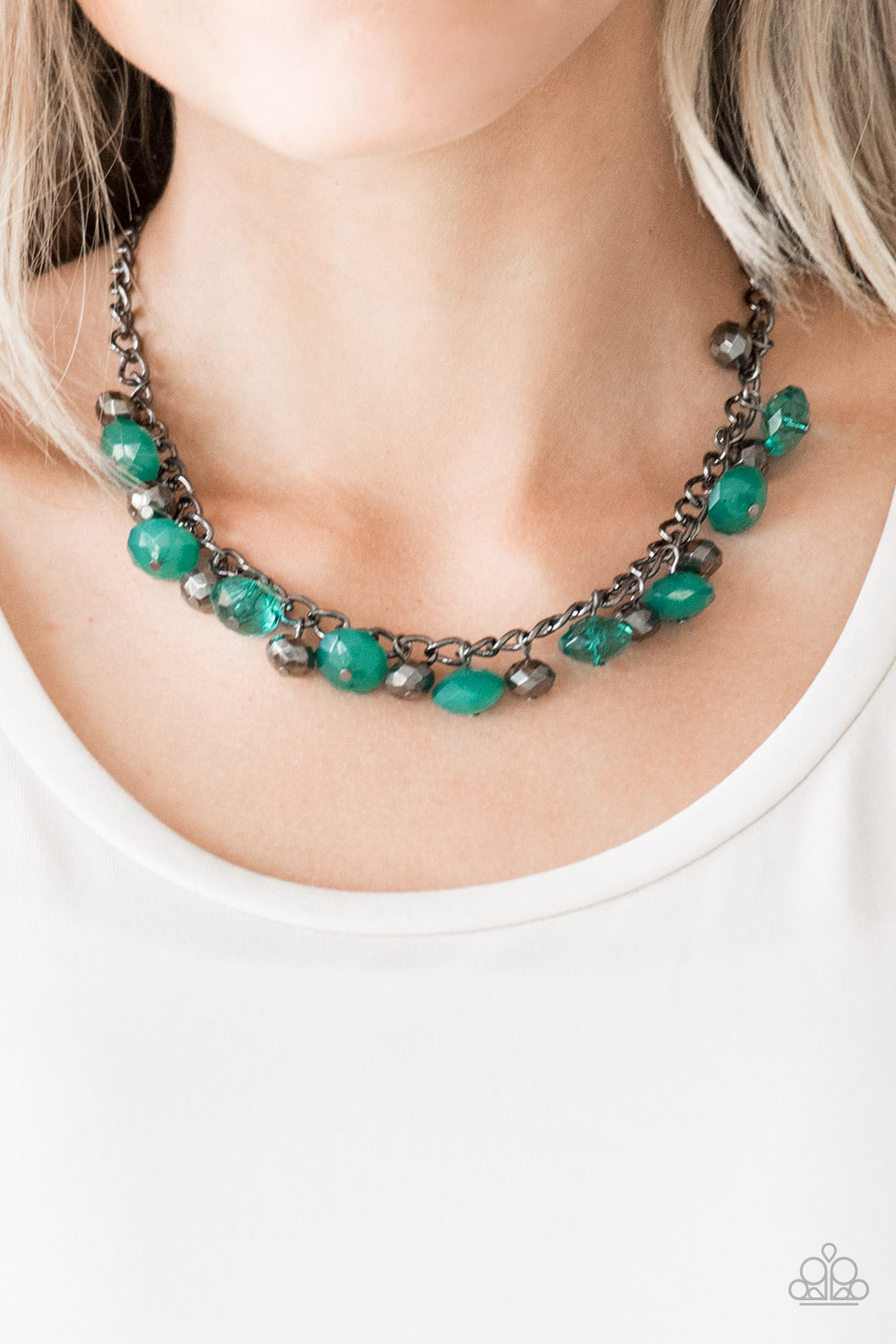 Paparazzi Runway Rebel - Green Necklace