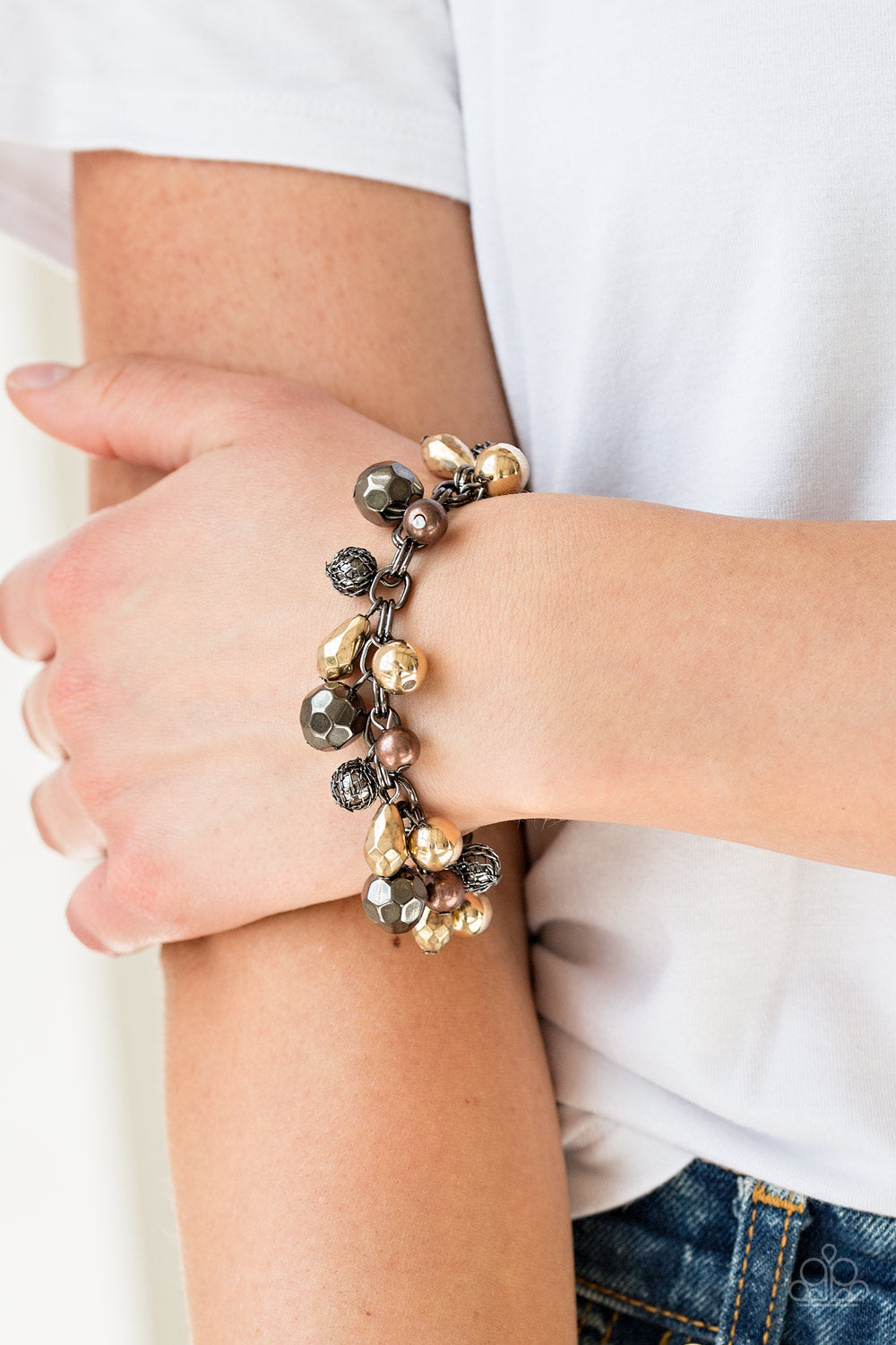 Paparazzi Invest In This - Black Bracelet Set