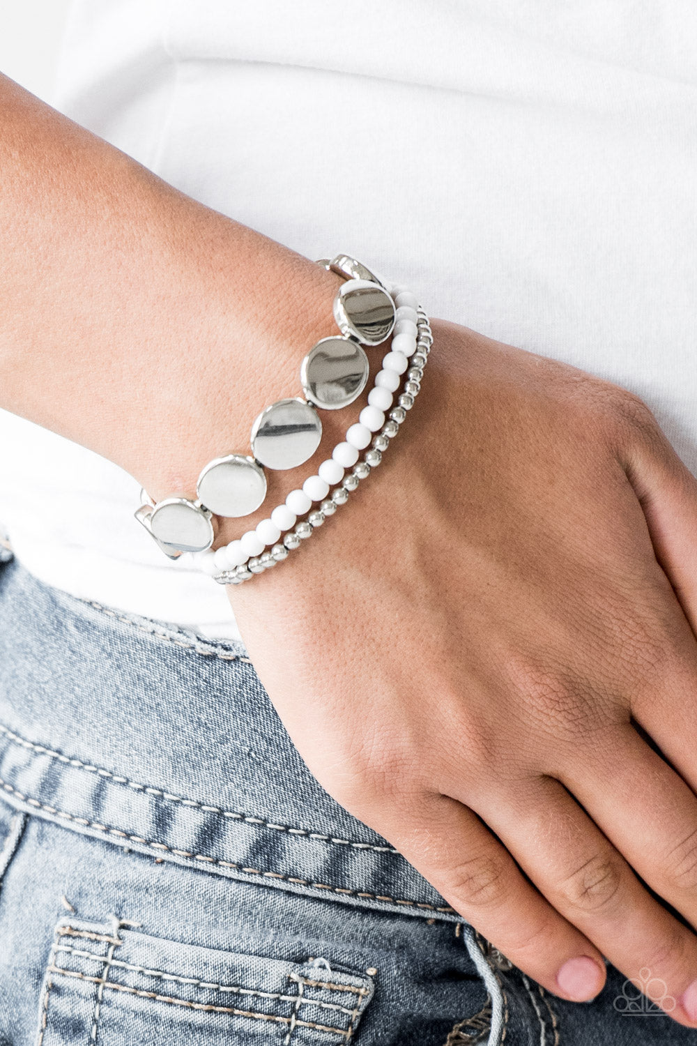 Paparazzi Beyond The Basics - White Bracelet 