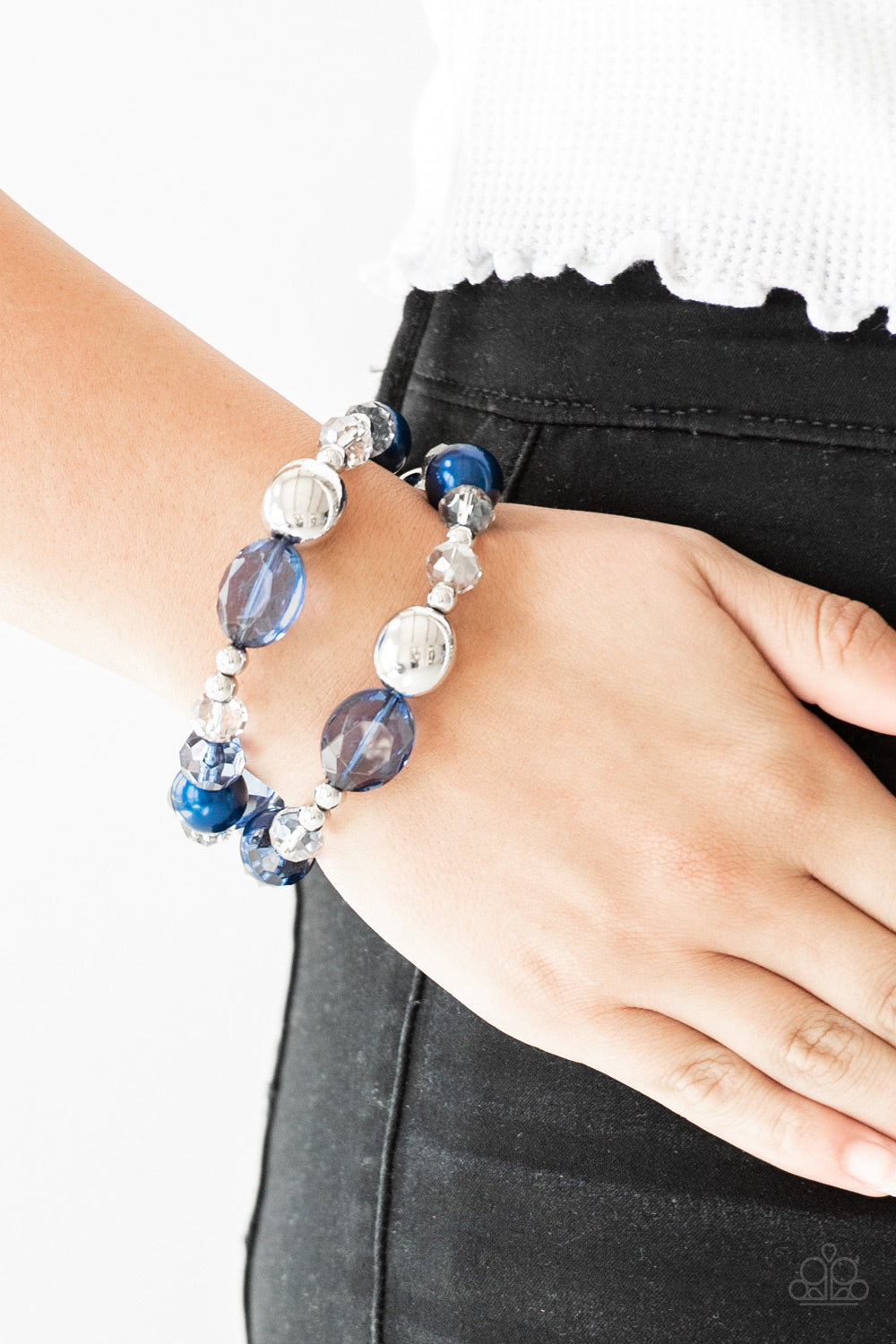 Paparazzi Downtown Dazzle - Blue Bracelet 