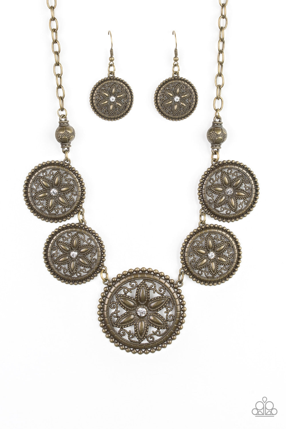 Paparazzi Written In The STAR LILIES - Brass Necklace 