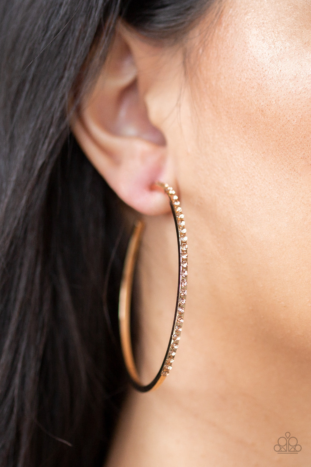 Paparazzi Trending Twinkle - Gold Hoop Earrings 