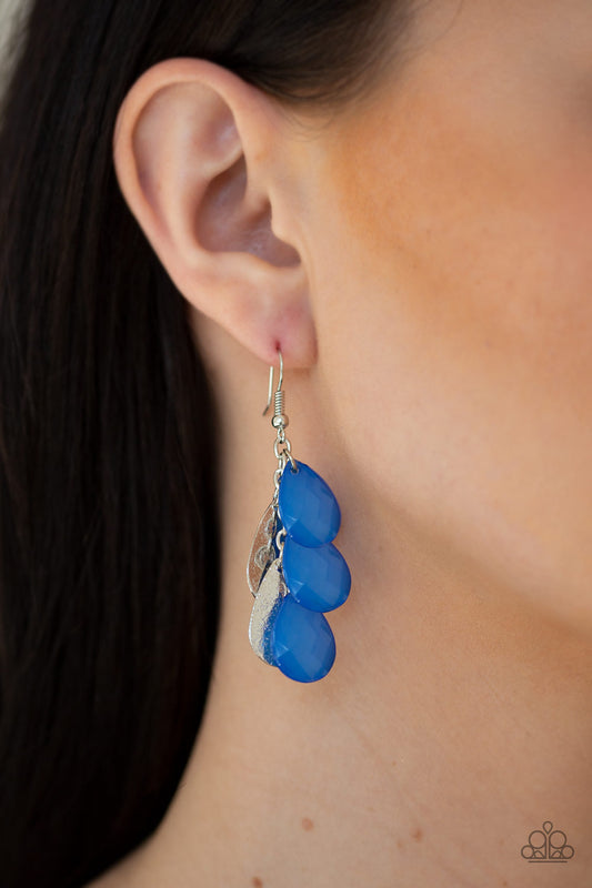 Seaside Stunner - Blue Earrings 