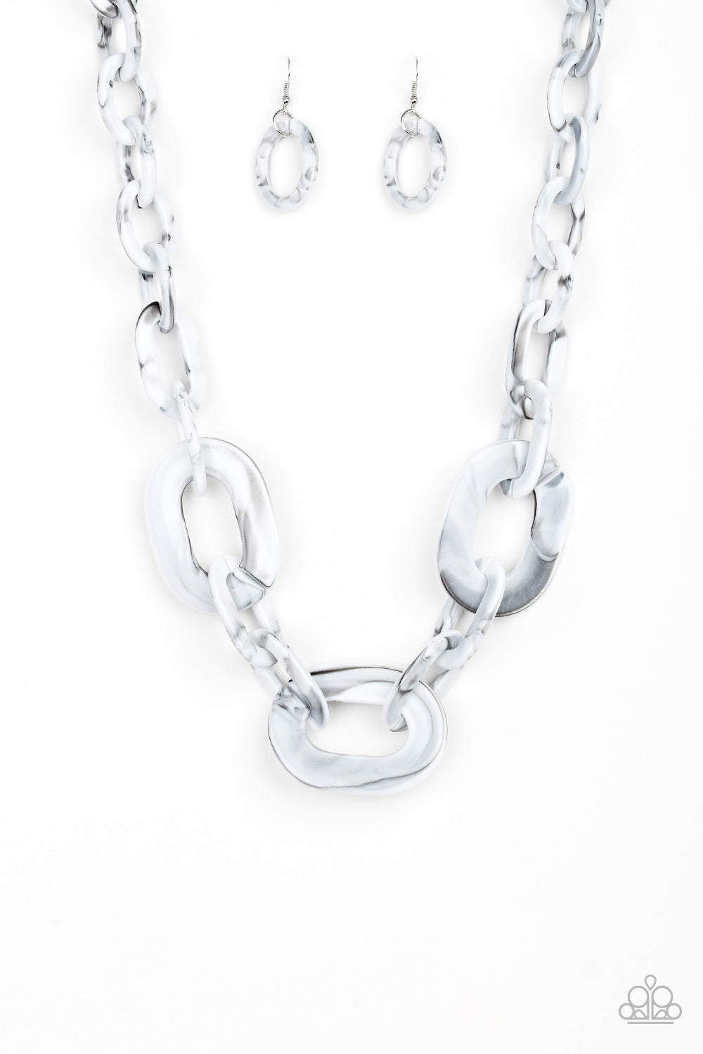 All In-VINCIBLE - Silver Necklace