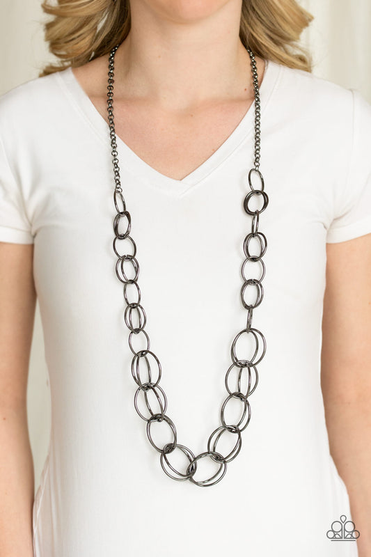 Paparazzi Elegantly Ensnared - Black Necklace 