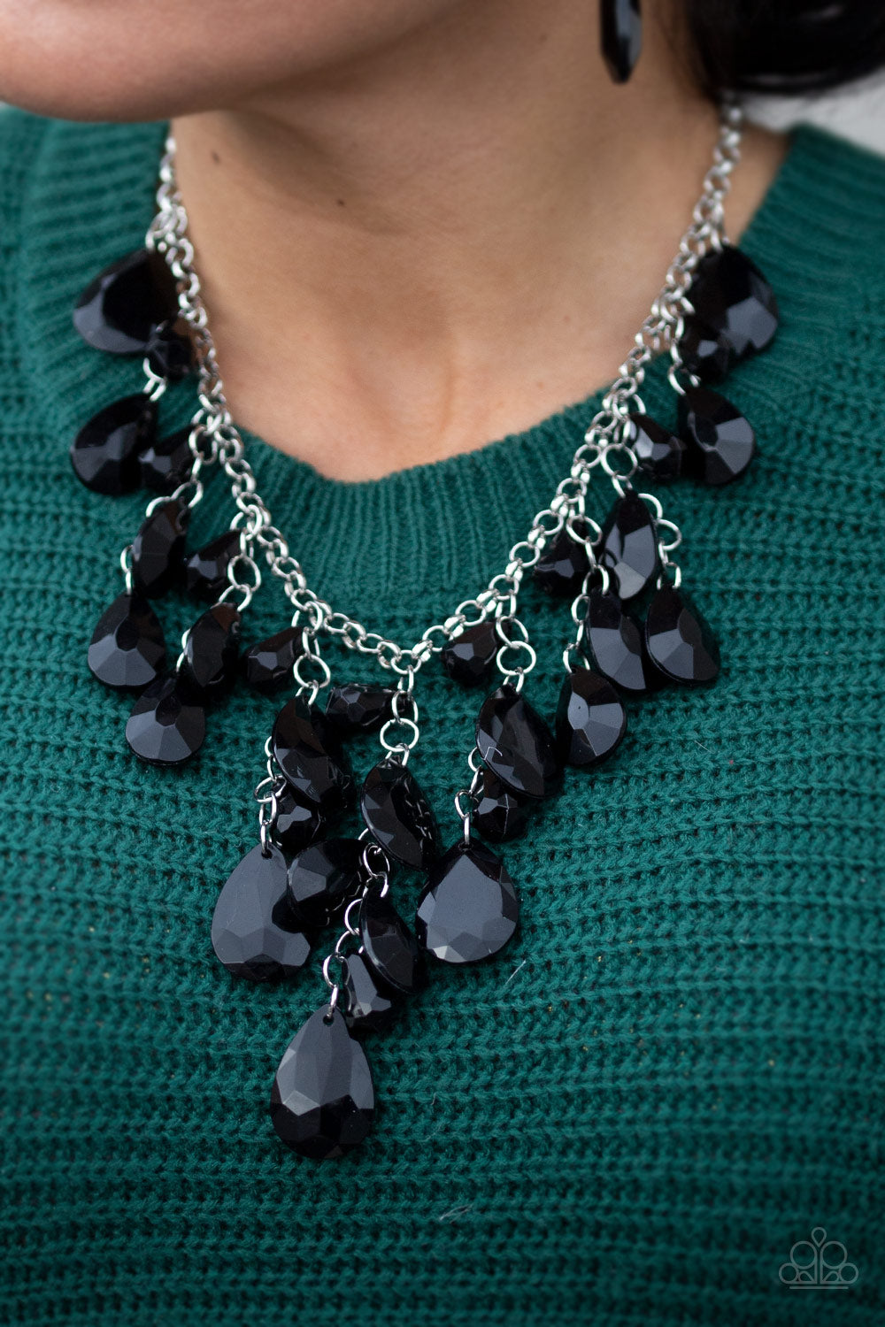 Paparazzi Irresistible Iridescence - Black Necklace 