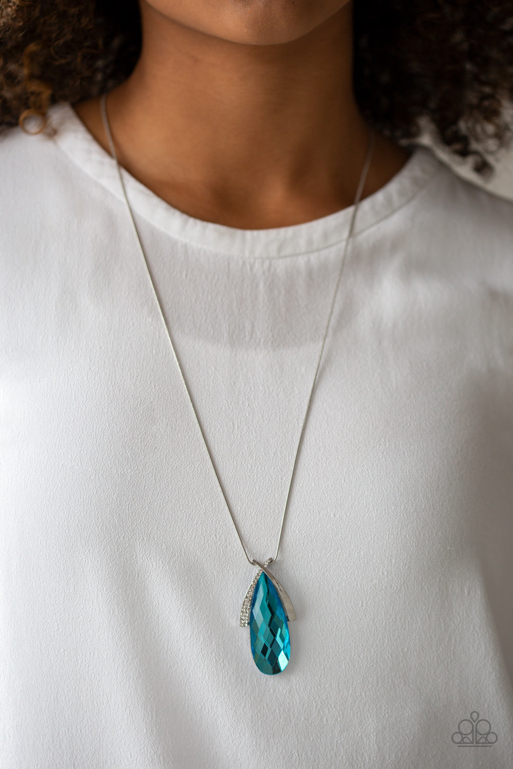 Stellar Sophistication - Blue Necklace 