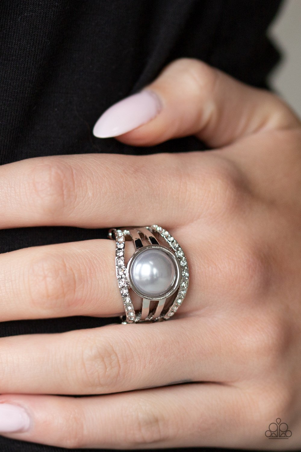 Paparazzi A Big Break - Silver Ring