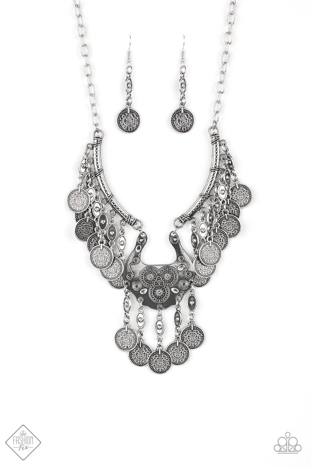 Paparazzi Treasure Temptress - Silver Necklace 