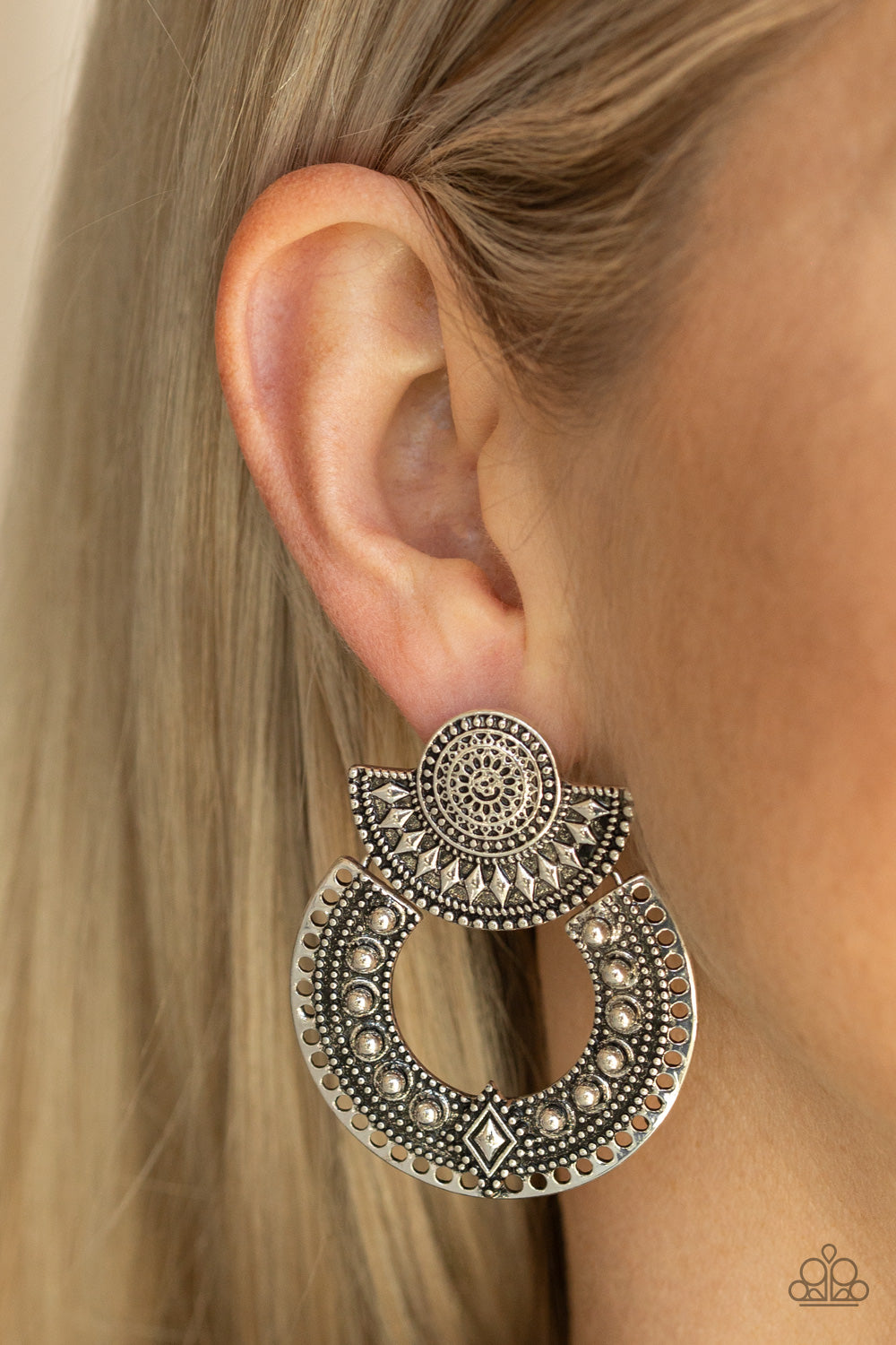 Paparazzi Texture Takeover - Silver Post Earrings 