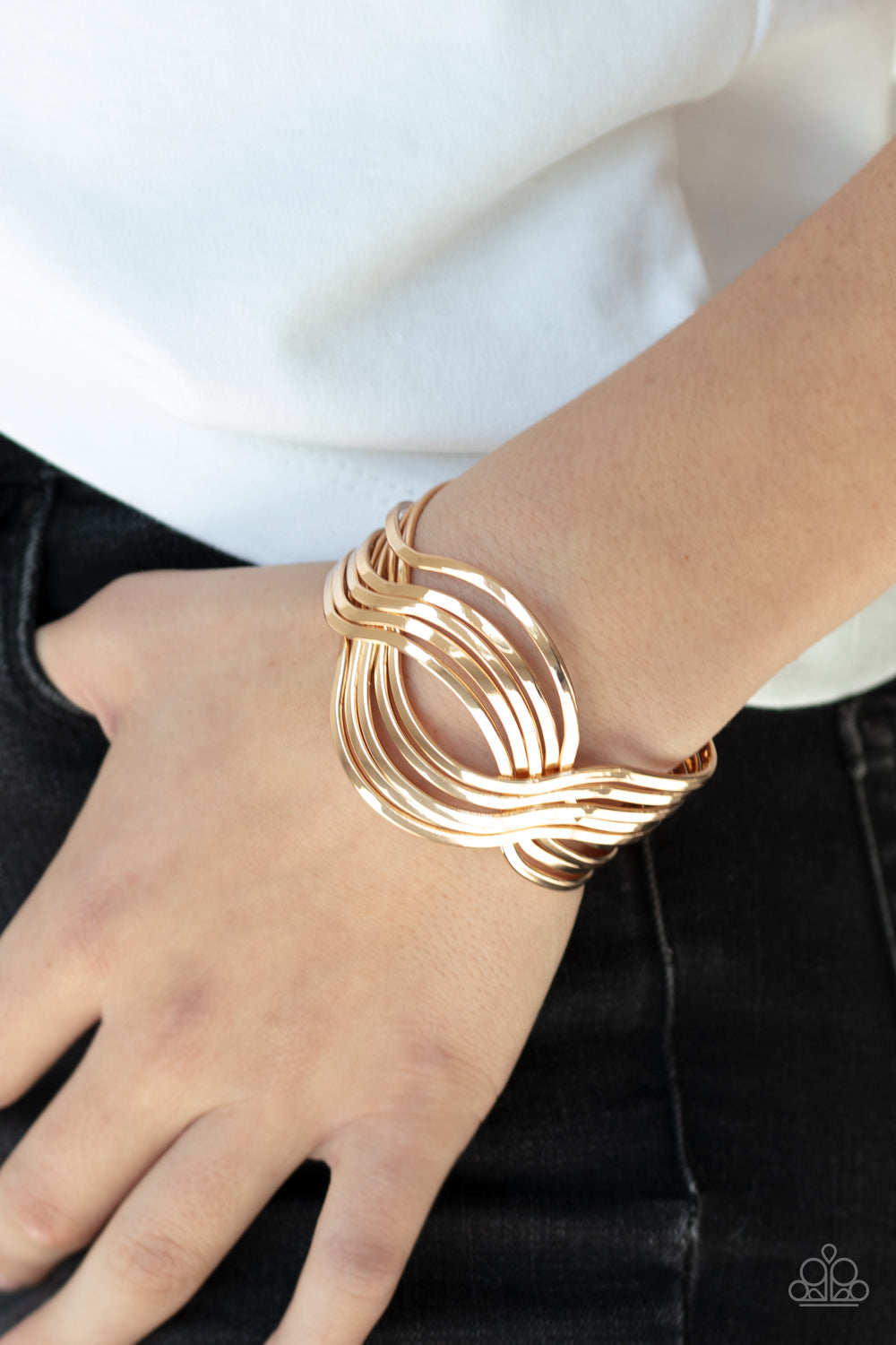 Curvaceous Curves - Gold Bracelet