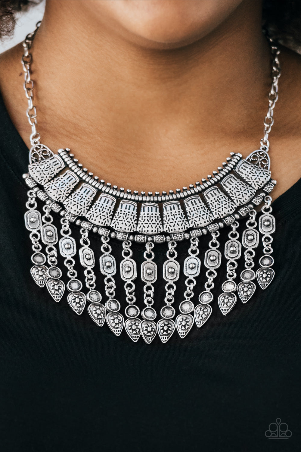 Paparazzi The Desert is Calling - Silver Necklace - Kingdom Bling Showroom