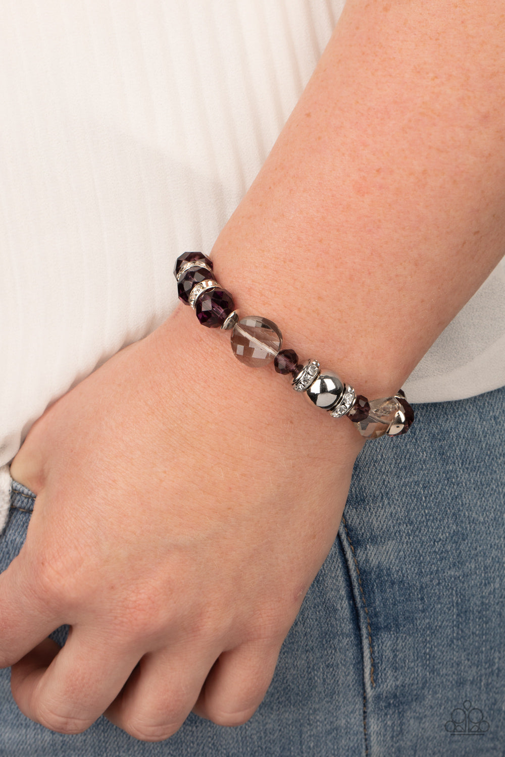 Paparazzi Treat Yourself - Purple Bracelet 