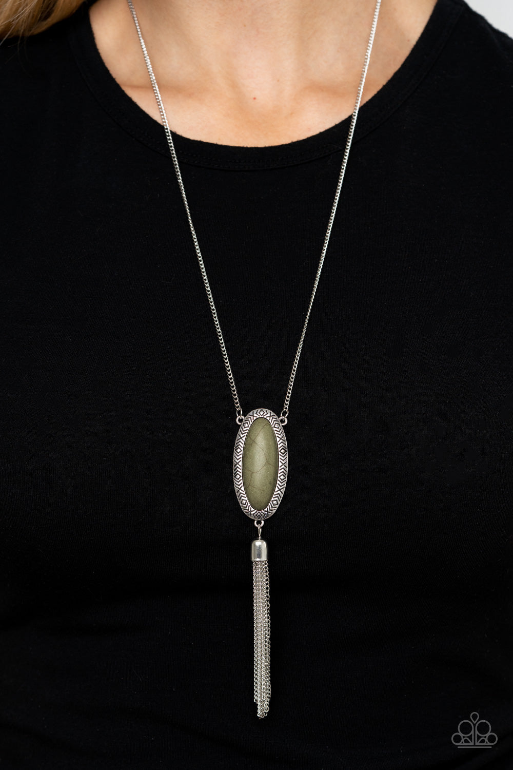 Paparazzi Ethereal Eden - Green Necklace 