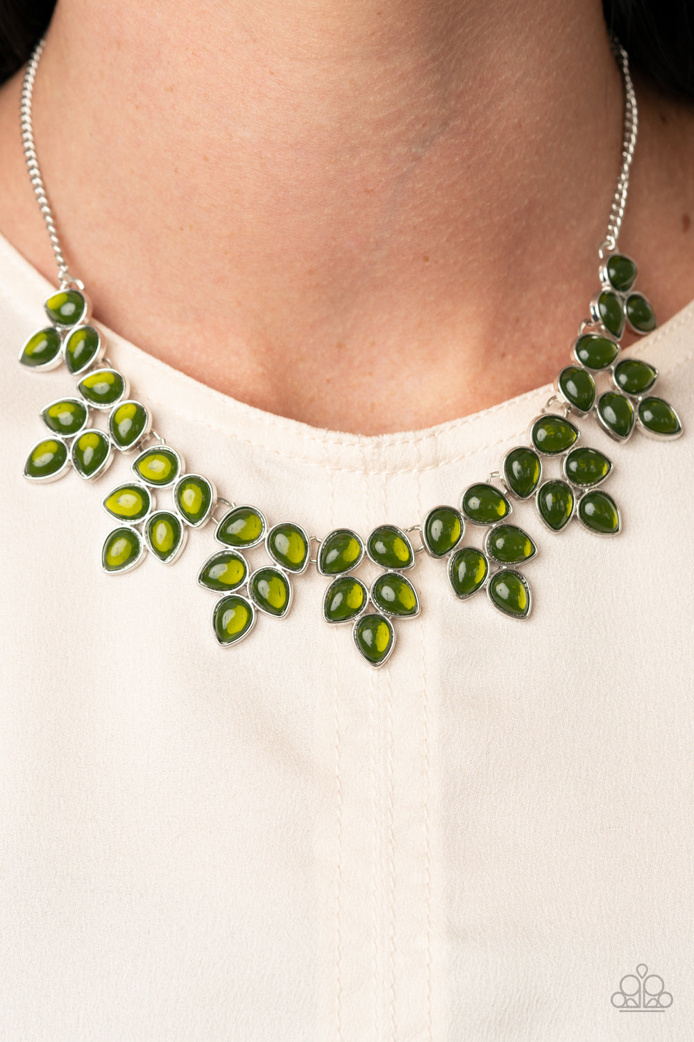 Paparazzi Hidden Eden - Green Necklace 