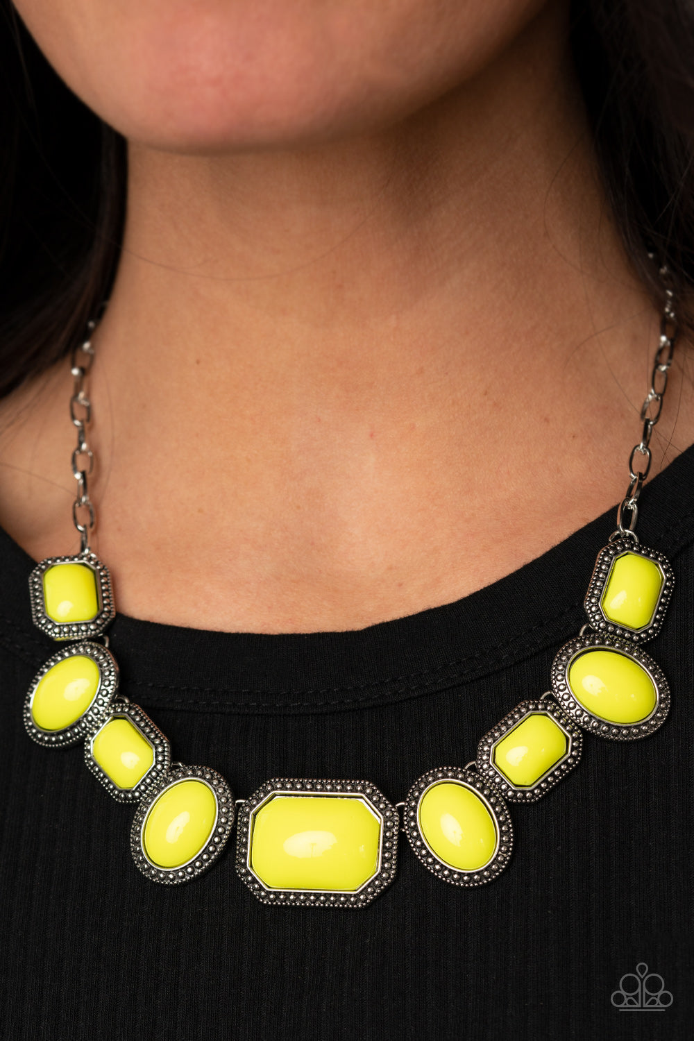 Paparazzi Lets Get Loud - Yellow Necklace 